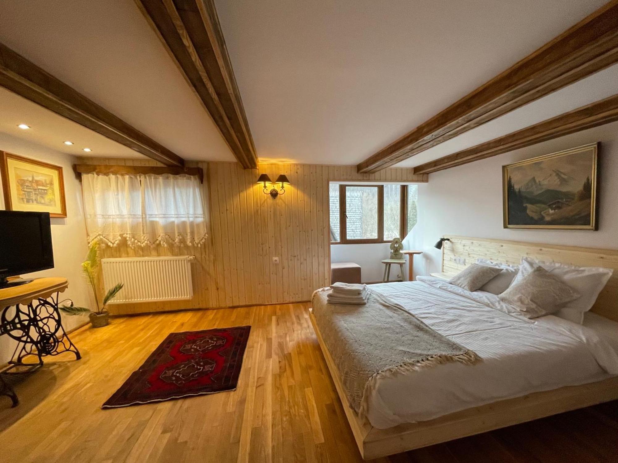 Casa Ieud - Catun Villa Sinaia Bagian luar foto
